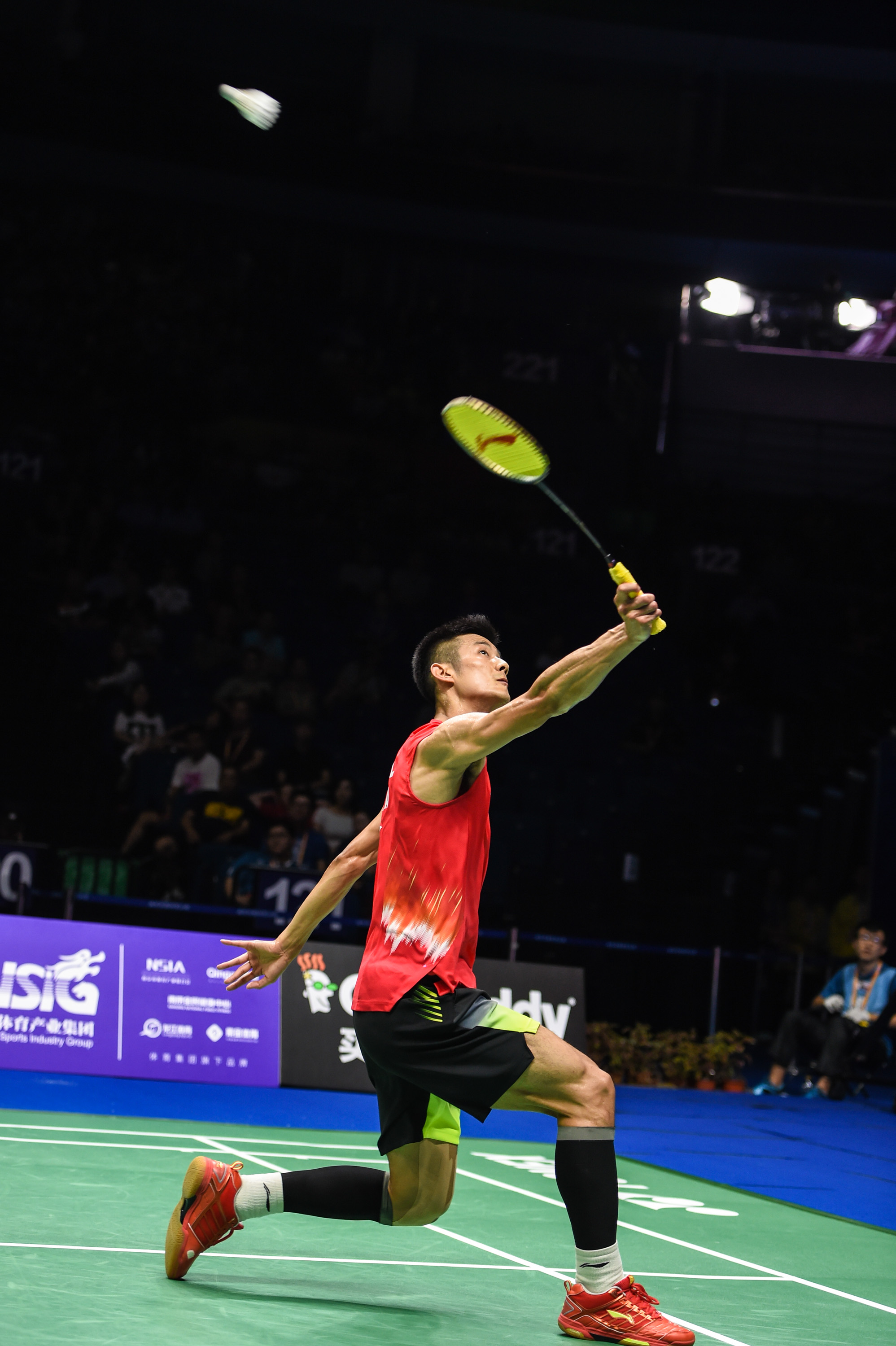 日本羽毛球队逆转韩国羽毛球队，谌龙高光表现