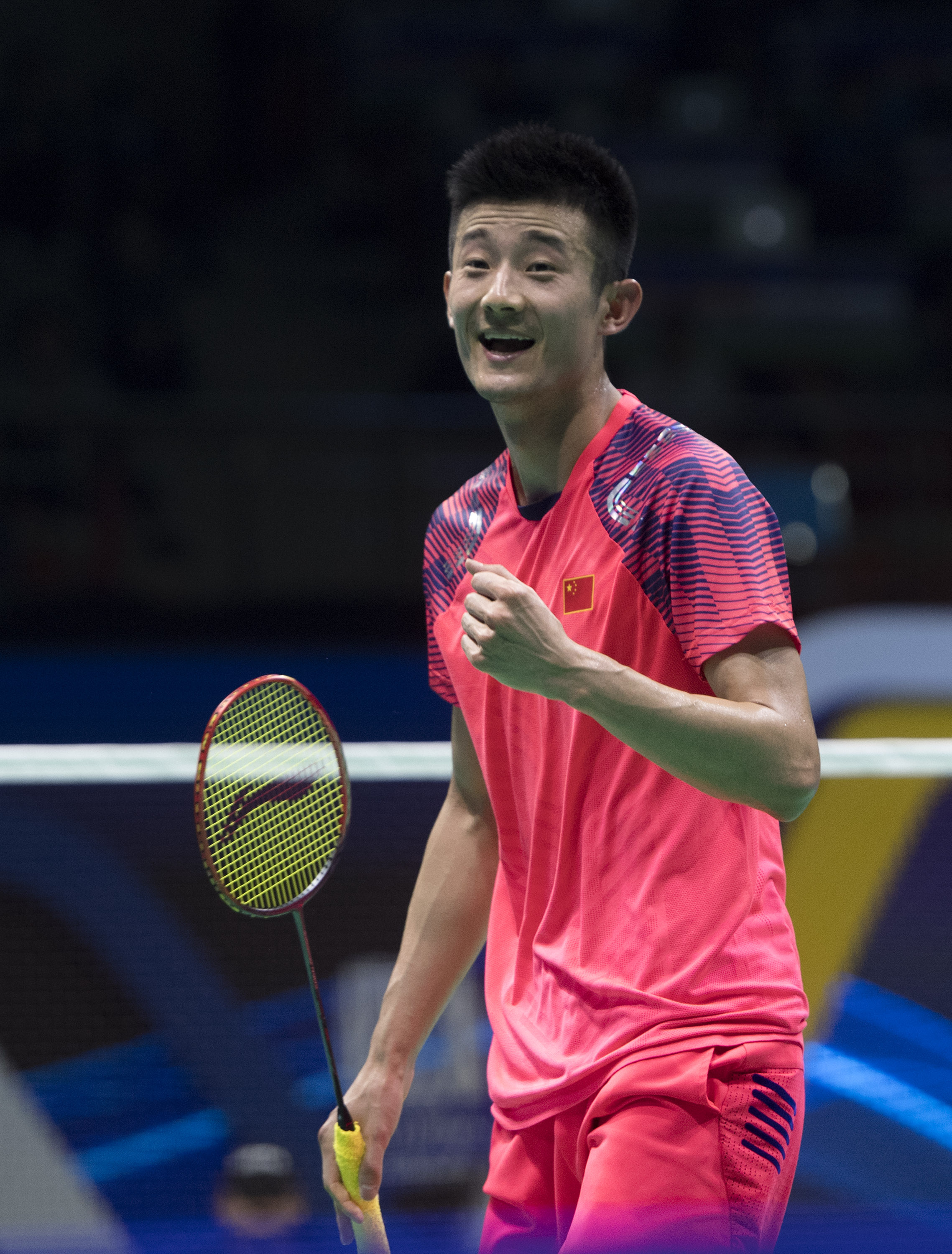 日本羽毛球队逆转韩国羽毛球队，谌龙高光表现