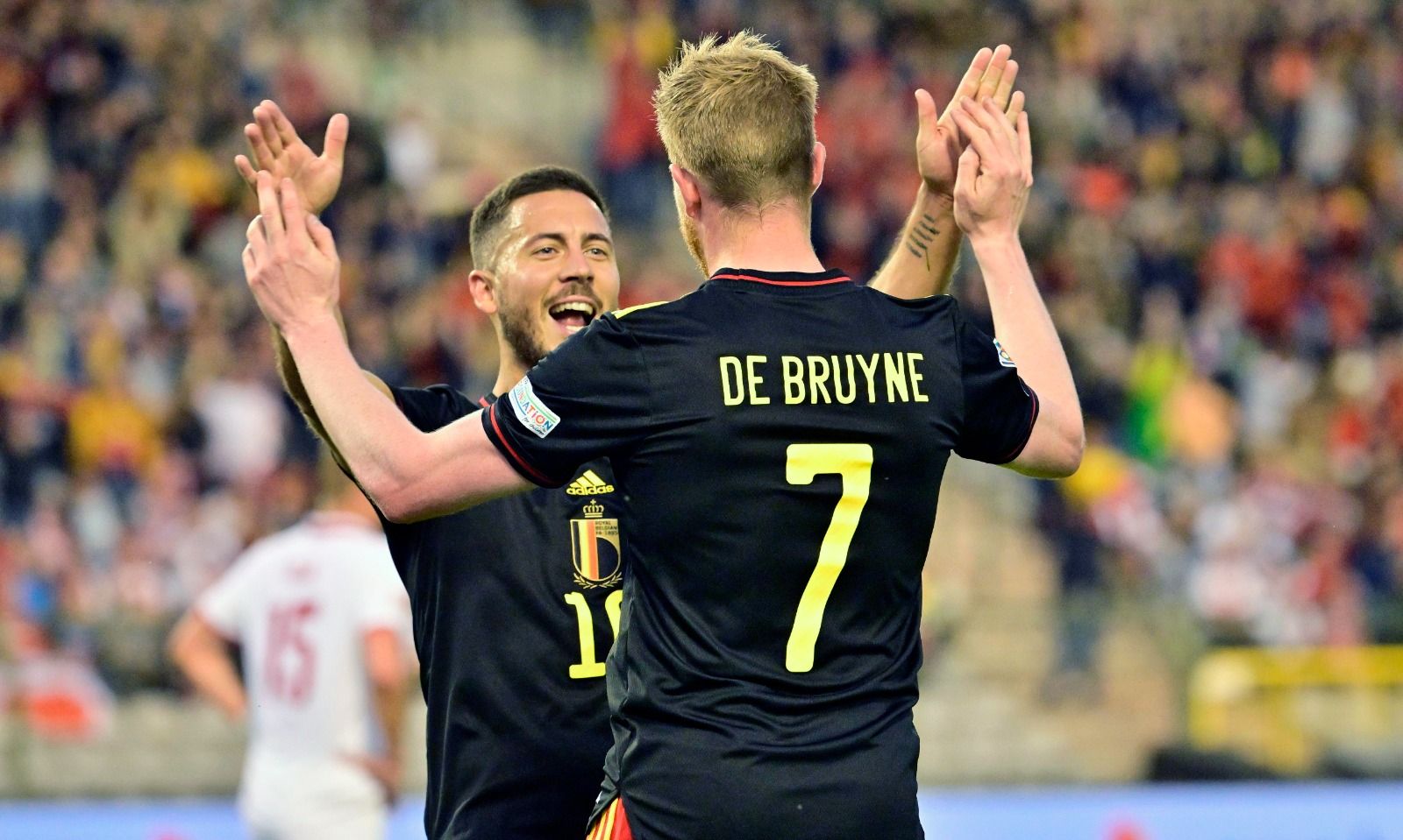 包含塞内加尔完胜比利时,莱万送出助攻的词条 包含塞内加尔完胜比利时,莱万送出助攻的词条