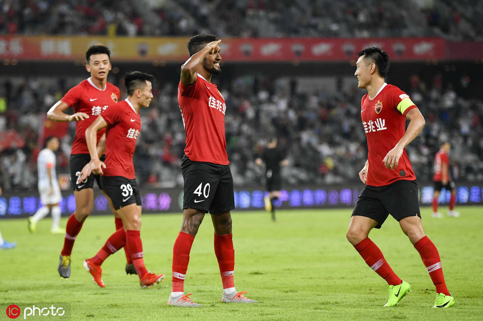 熊猫体育下载-富力外援梅开二度，球队进攻火力逐渐回暖的简单介绍