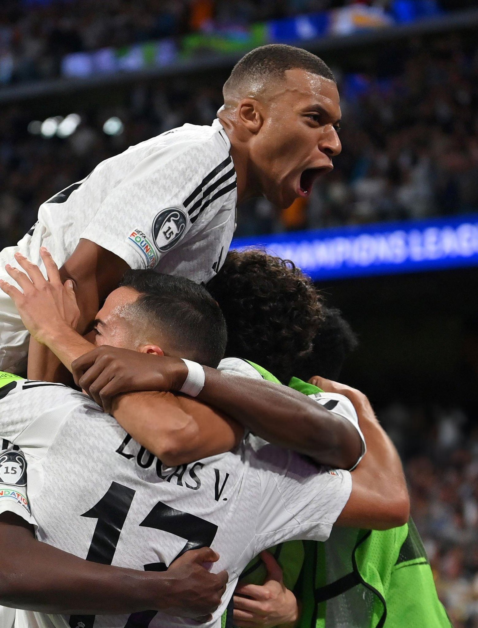 中国熊猫体育-阿尔得斯主场大胜，赢得比赛的简单介绍