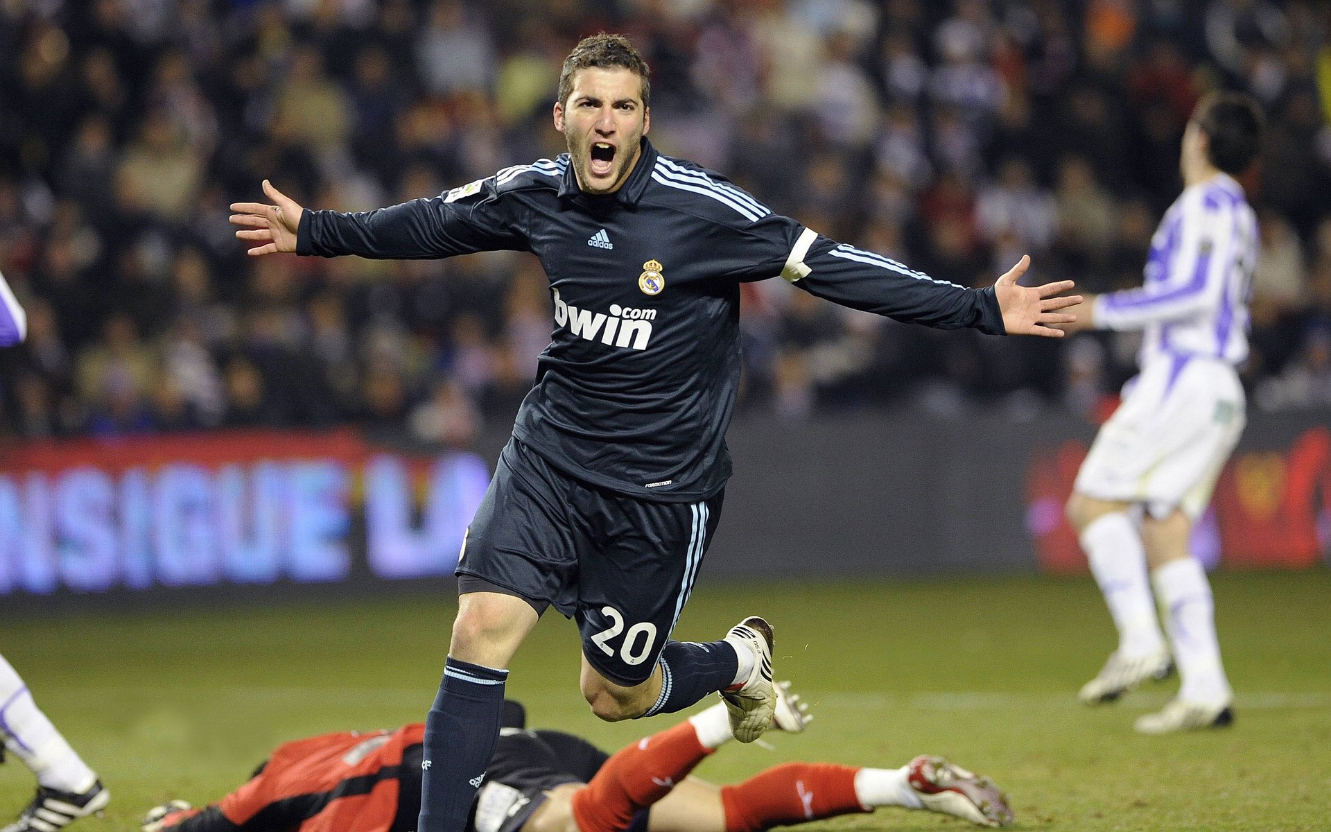 利拉德封神之夜!独行侠力克山西,全场最佳无争议